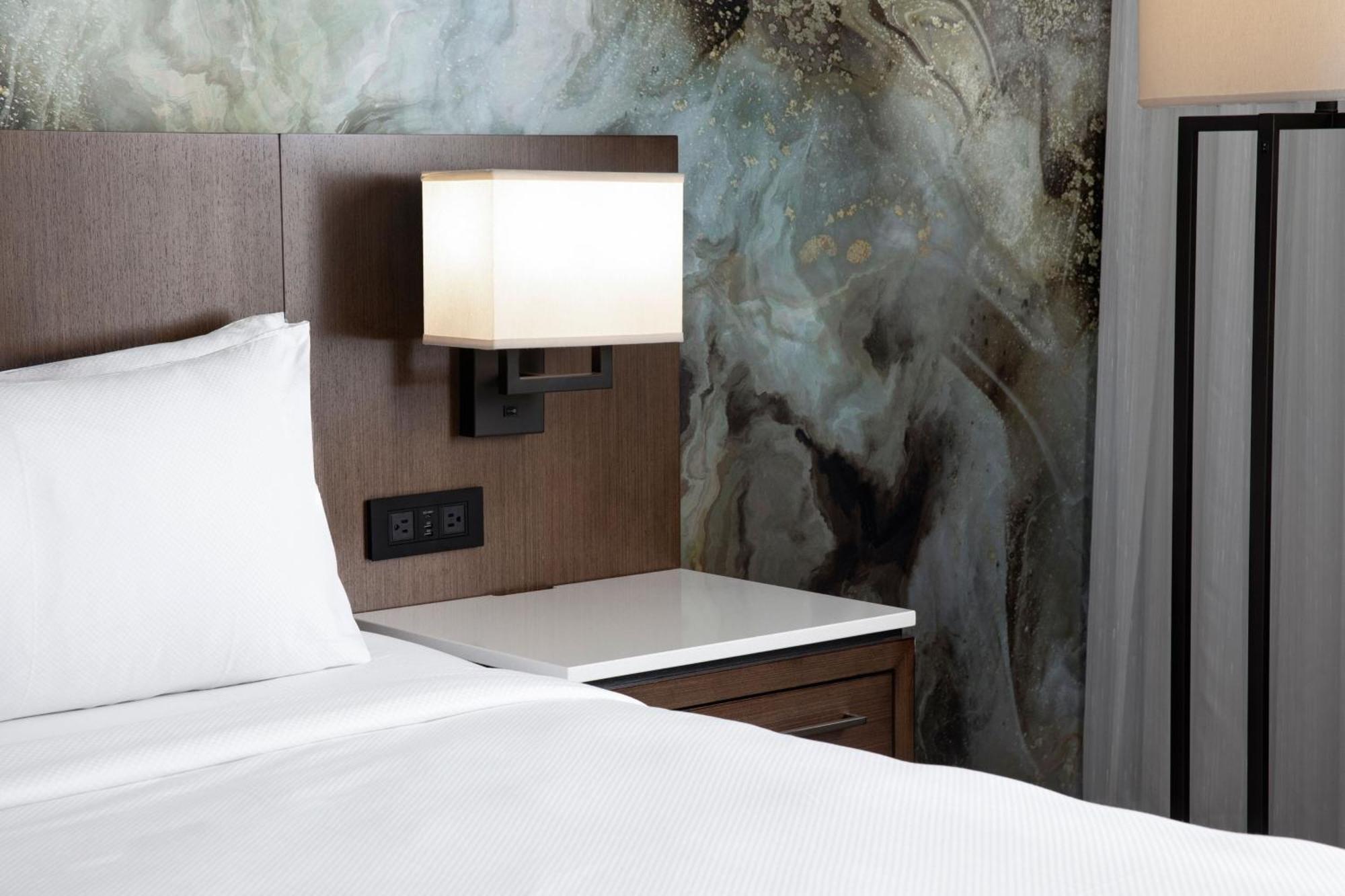 Delta Hotels By Marriott Dallas Саутлейк Екстериор снимка