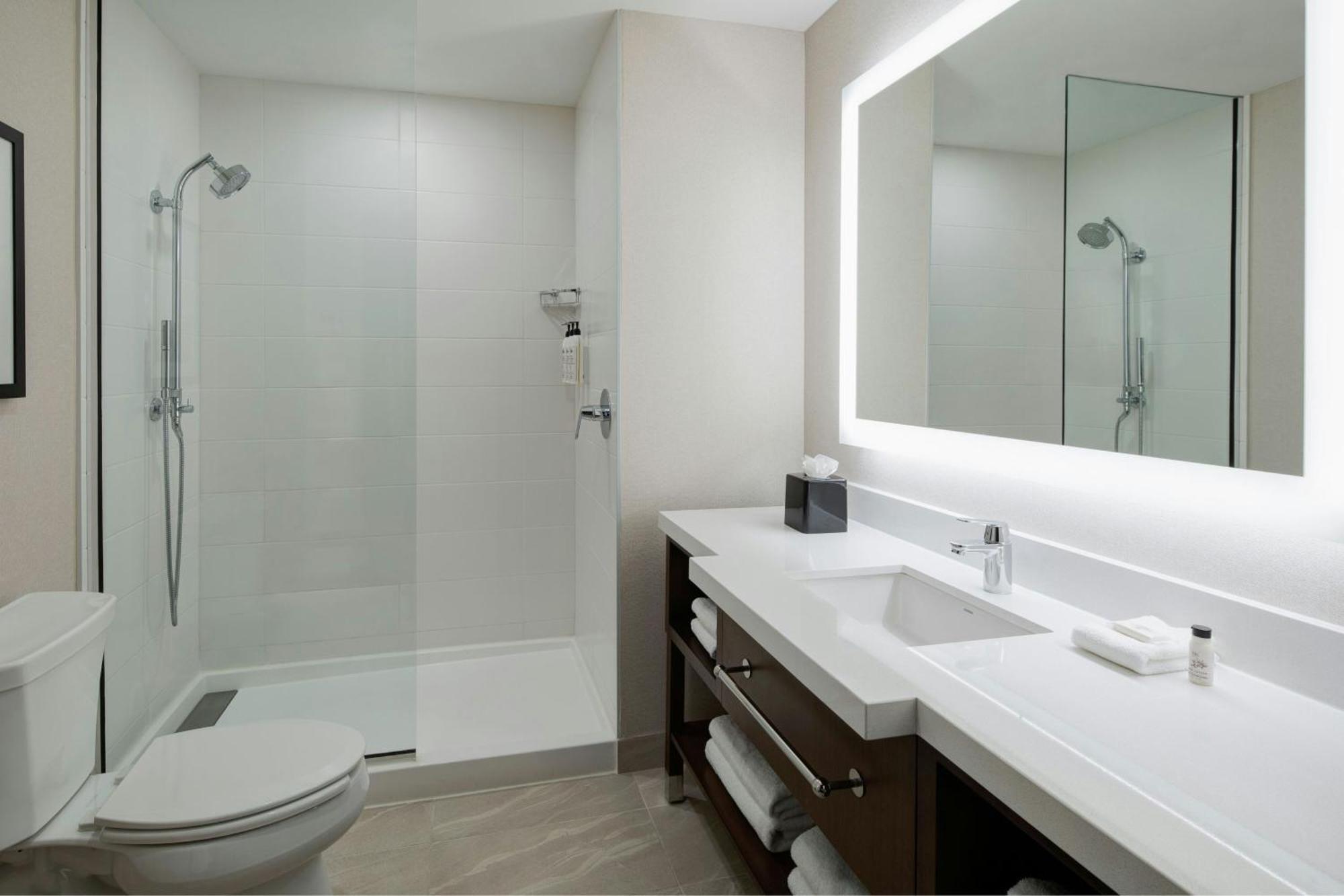 Delta Hotels By Marriott Dallas Саутлейк Екстериор снимка